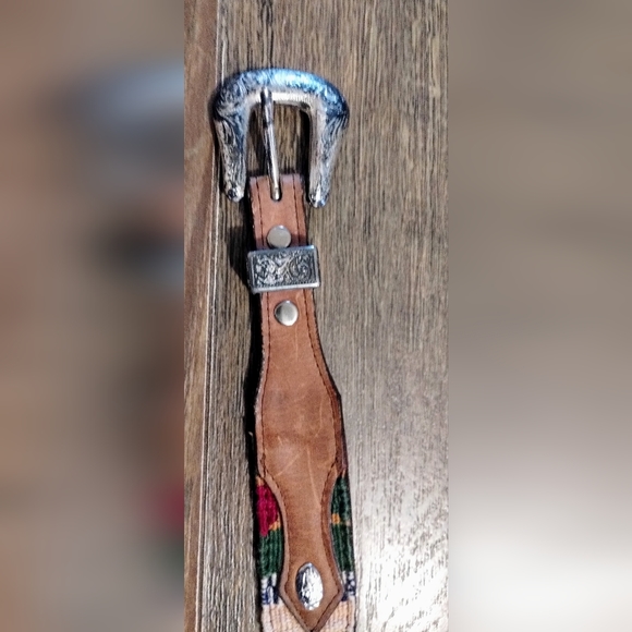 Circle y of yoakum leather belt - Picture 3 of 7